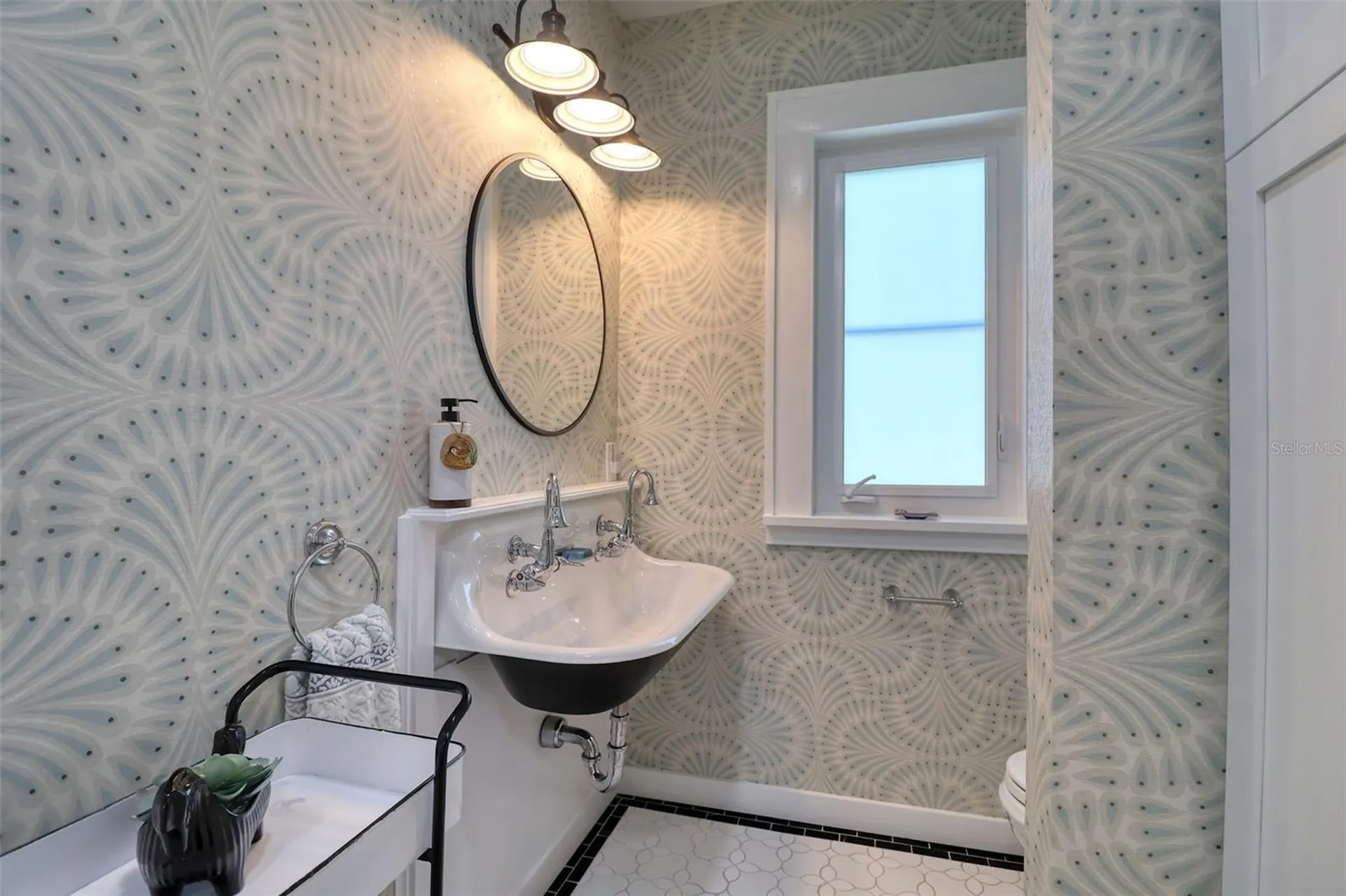 225 President Street Dunedin FL 34698