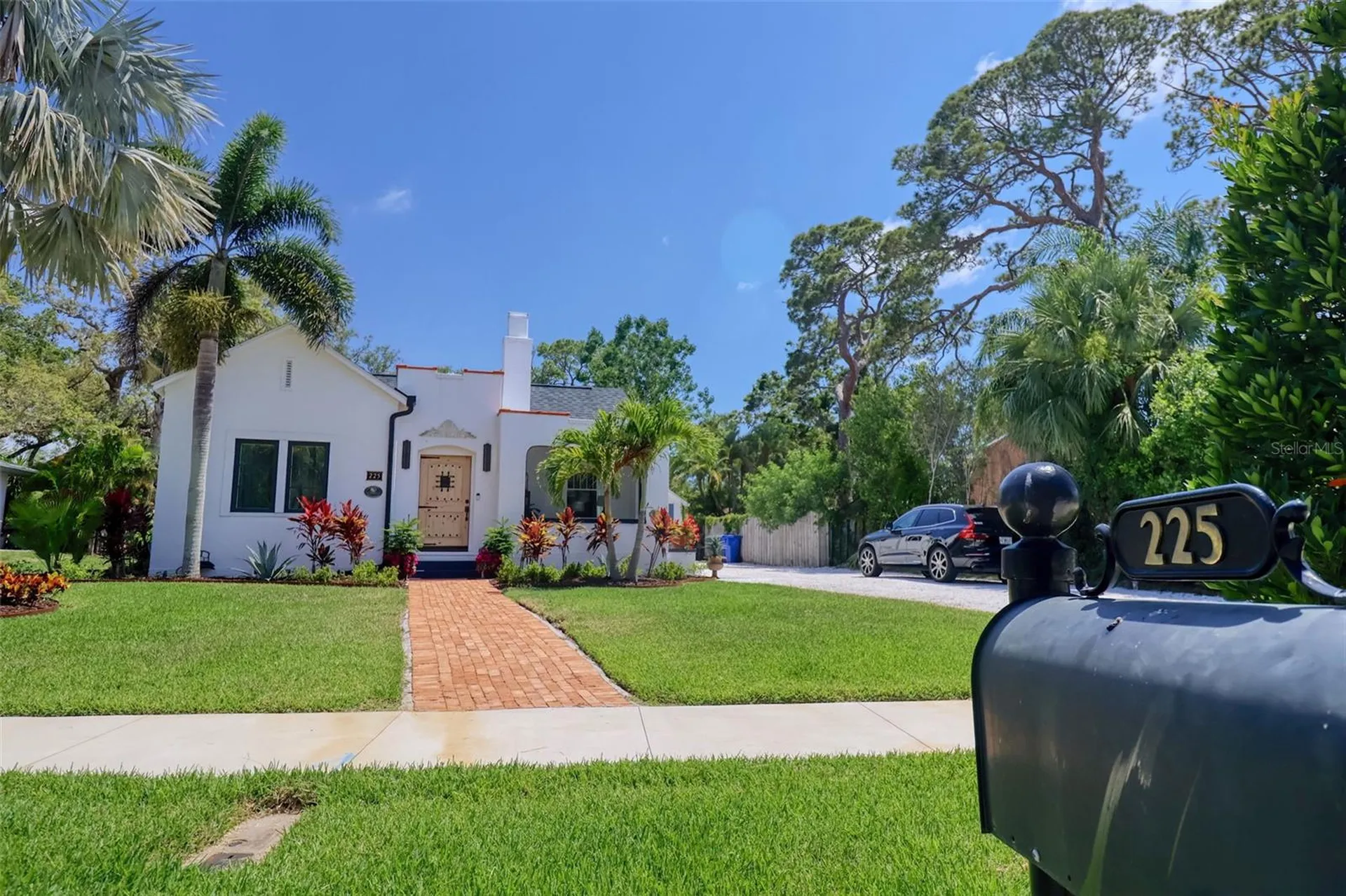 225 President Street Dunedin FL 34698