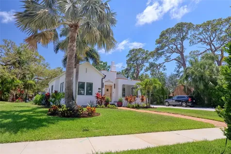 225 President Street Dunedin FL 34698