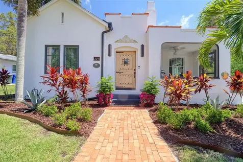 225 President Street Dunedin FL 34698