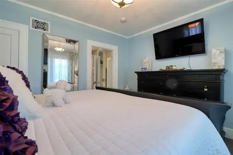 225 President Street Dunedin FL 34698