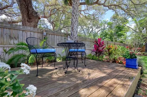 225 President Street Dunedin FL 34698