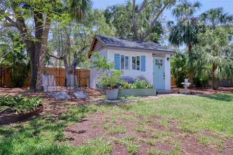225 President Street Dunedin FL 34698