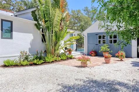 225 President Street Dunedin FL 34698