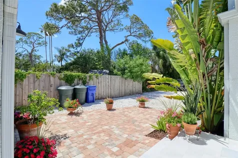 225 President Street Dunedin FL 34698