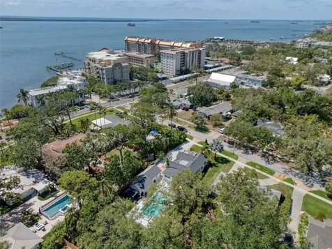 225 President Street Dunedin FL 34698