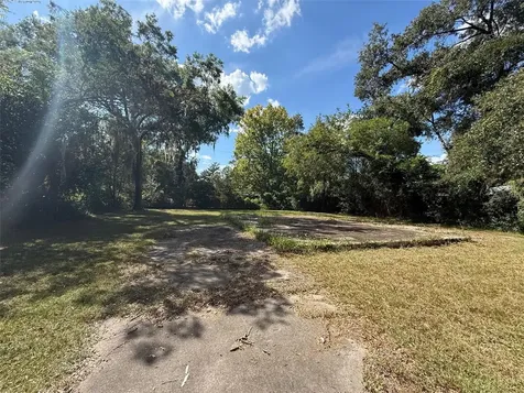 1904 NW 36th Terrace Gainesville FL 32605