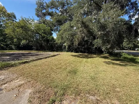 1904 NW 36th Terrace Gainesville FL 32605