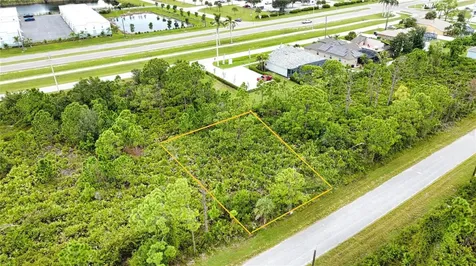 8185 Dimstead Street Port Charlotte FL 33981