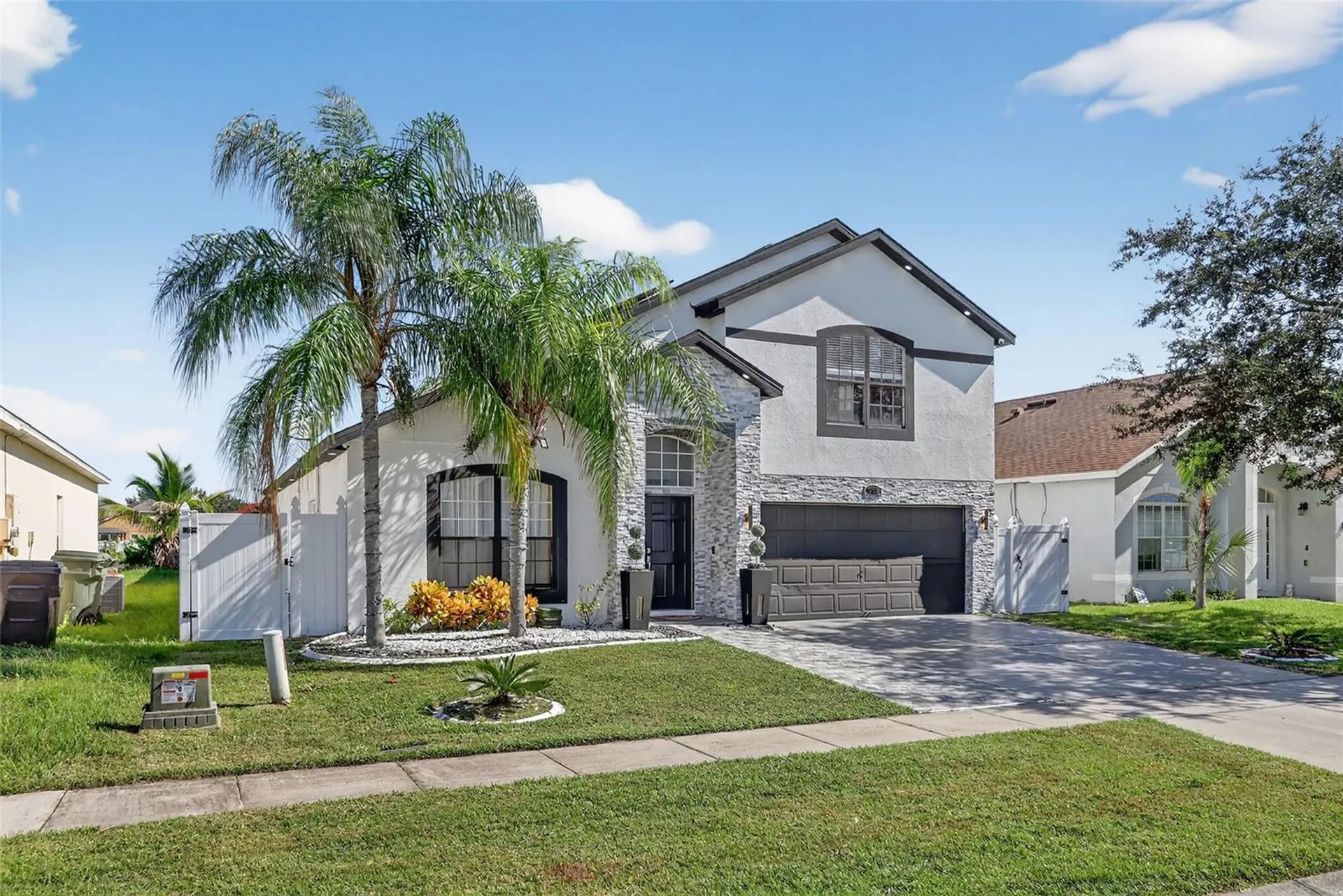 738 Hacienda Circle Kissimmee FL 34741