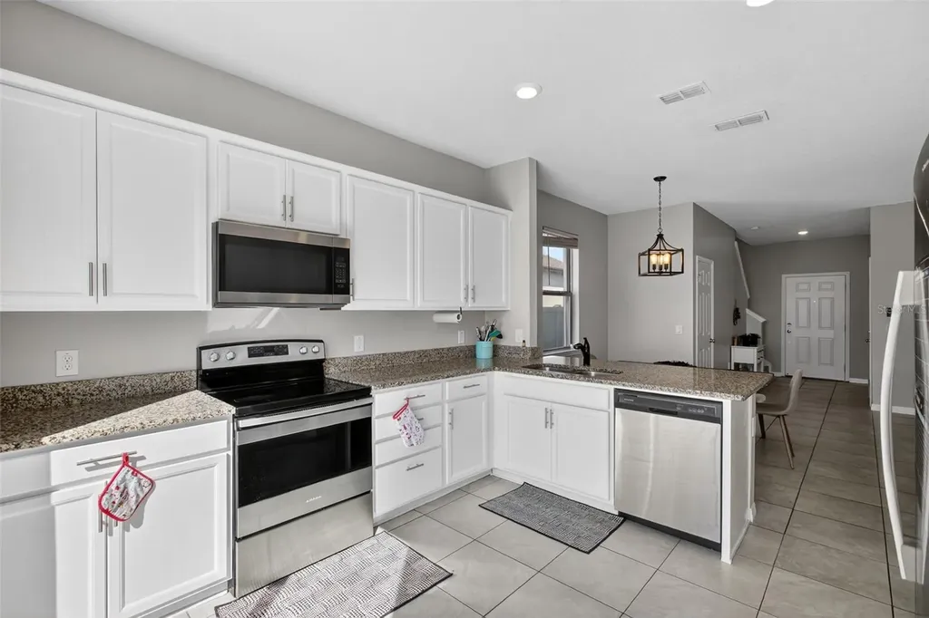 1749 Cayman Cove Circle St Cloud FL 34772