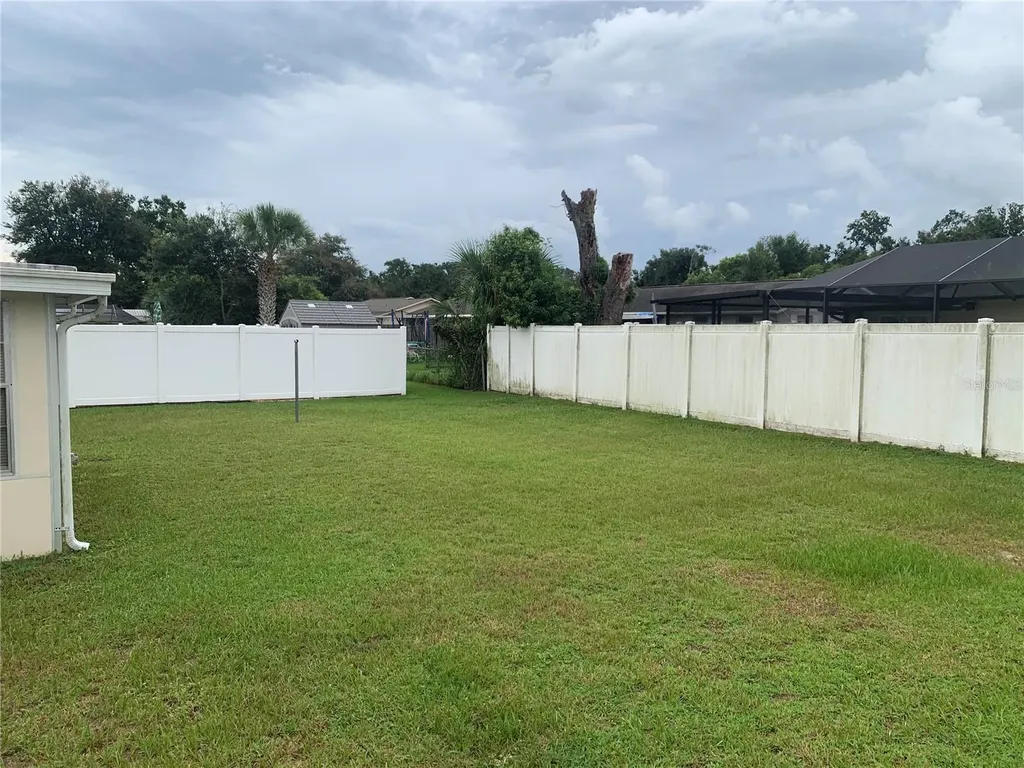 39248 9th Avenue Zephyrhills FL 33542