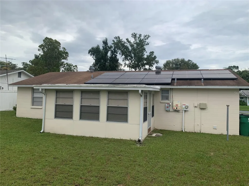 39248 9th Avenue Zephyrhills FL 33542