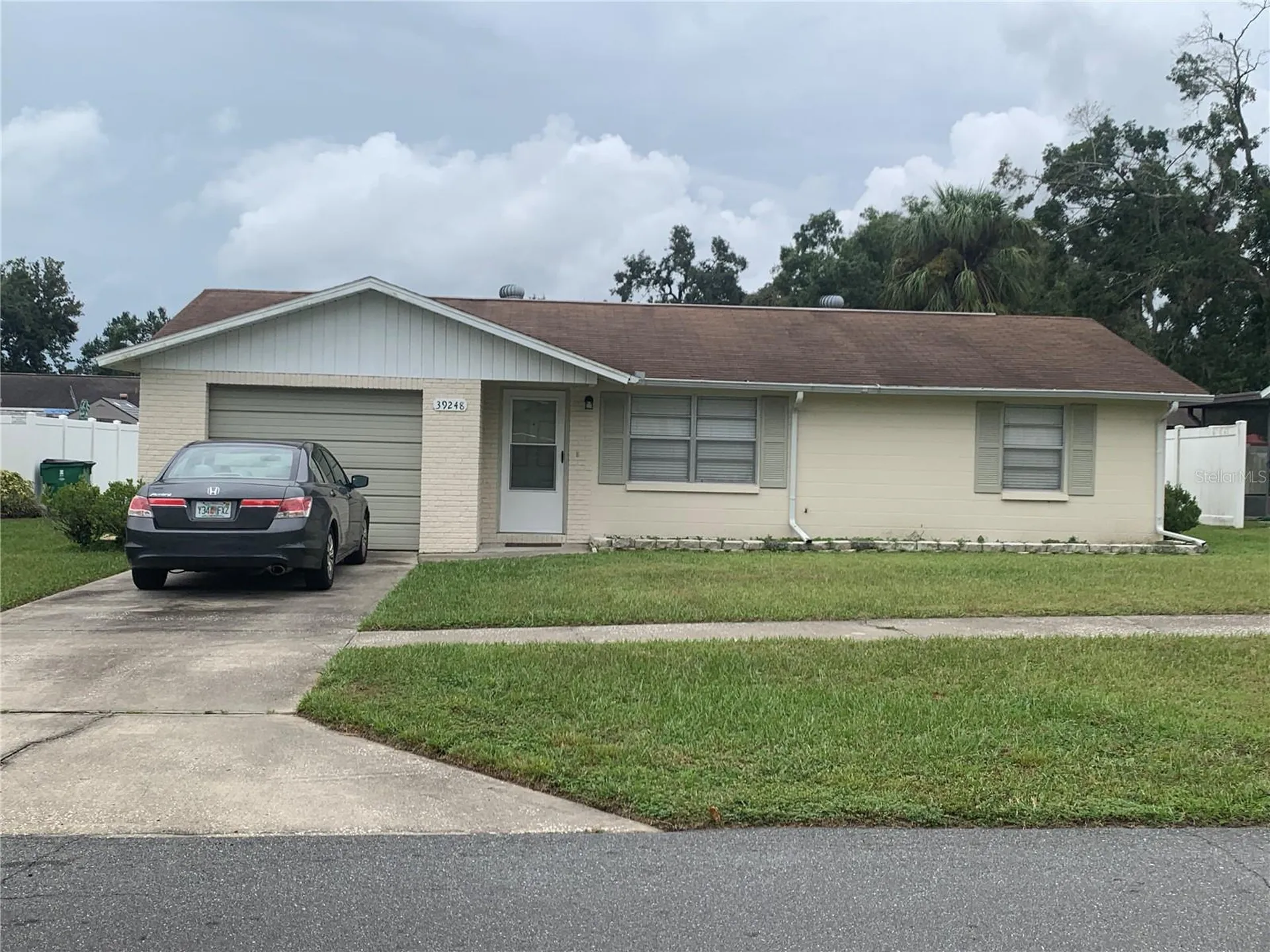 39248 9th Avenue Zephyrhills FL 33542