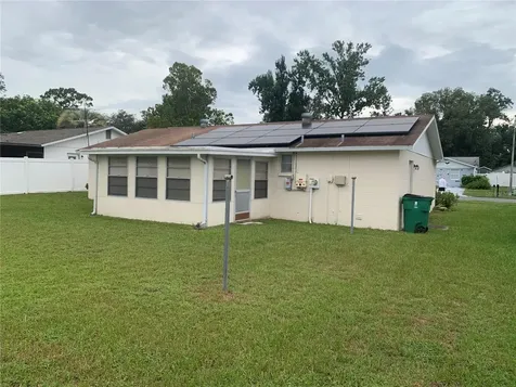 39248 9th Avenue Zephyrhills FL 33542