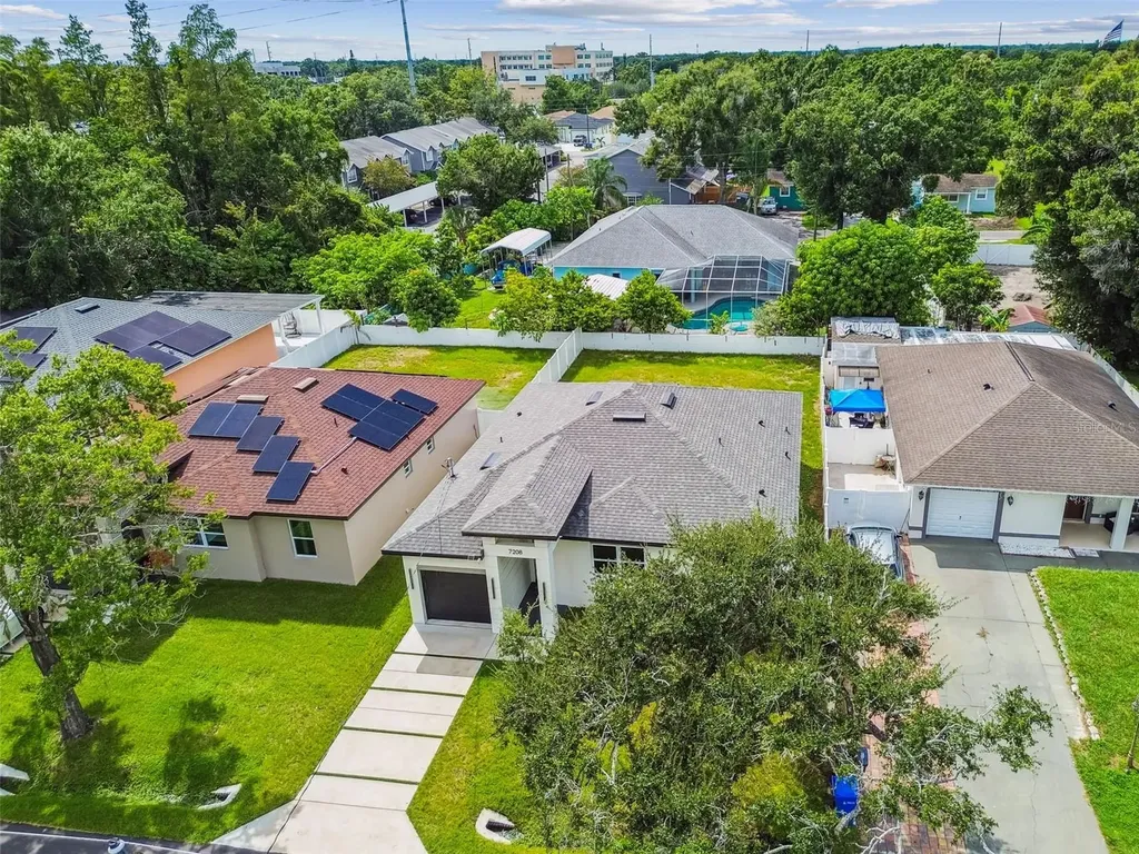 7208 N Glen Avenue Tampa FL 33614
