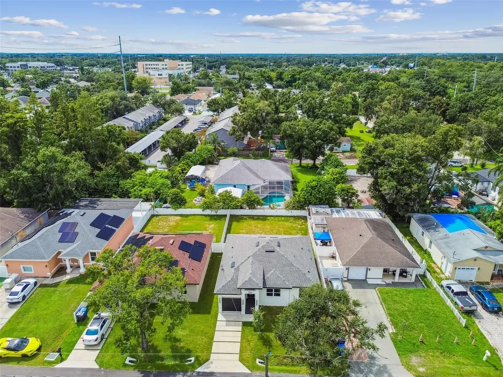 7208 N Glen Avenue Tampa FL 33614