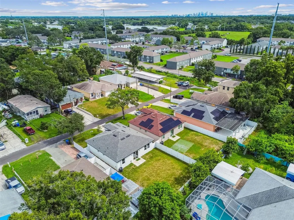 7208 N Glen Avenue Tampa FL 33614