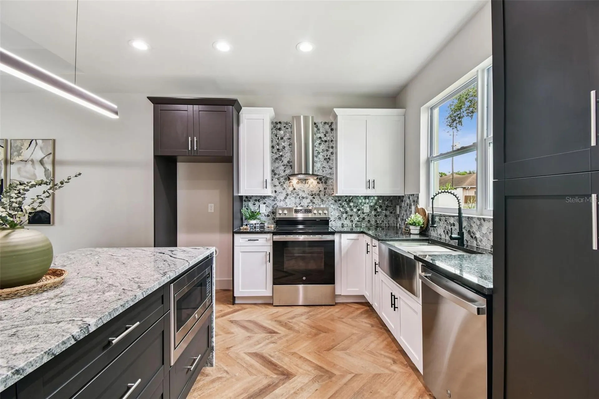 7208 N Glen Avenue Tampa FL 33614