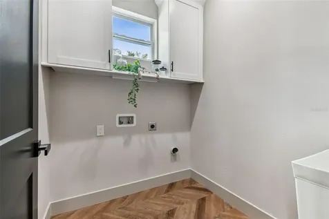 7208 N Glen Avenue Tampa FL 33614