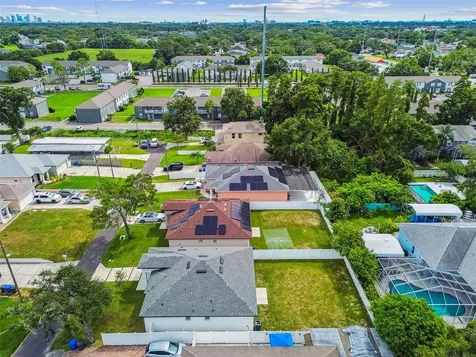 7208 N Glen Avenue Tampa FL 33614