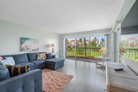 7871 Sailboat Key Boulevard S South Pasadena FL 33707