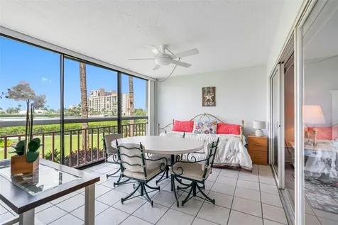 7871 Sailboat Key Boulevard S South Pasadena FL 33707