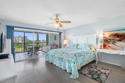 7871 Sailboat Key Boulevard S South Pasadena FL 33707