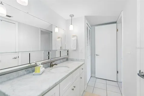 7871 Sailboat Key Boulevard S South Pasadena FL 33707