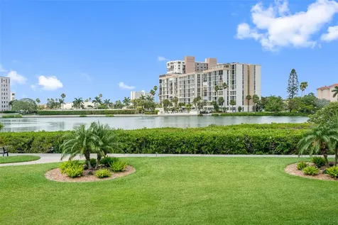 7871 Sailboat Key Boulevard S South Pasadena FL 33707