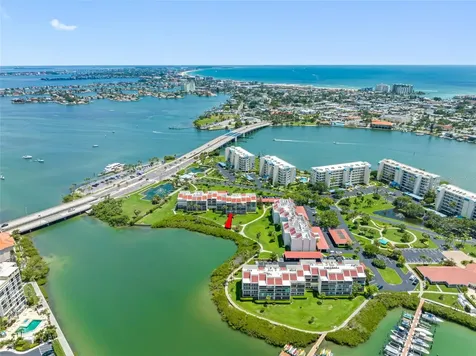 7871 Sailboat Key Boulevard S South Pasadena FL 33707