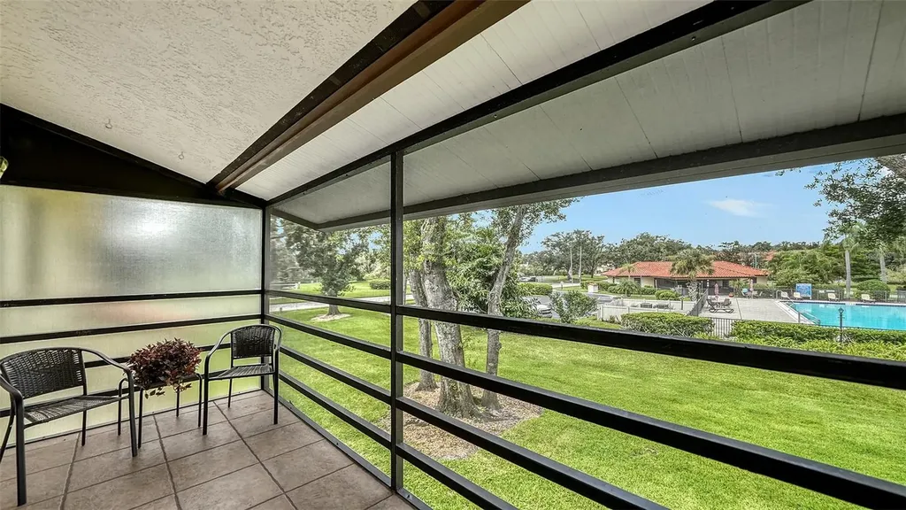 5785 Gardens Drive Sarasota FL 34243
