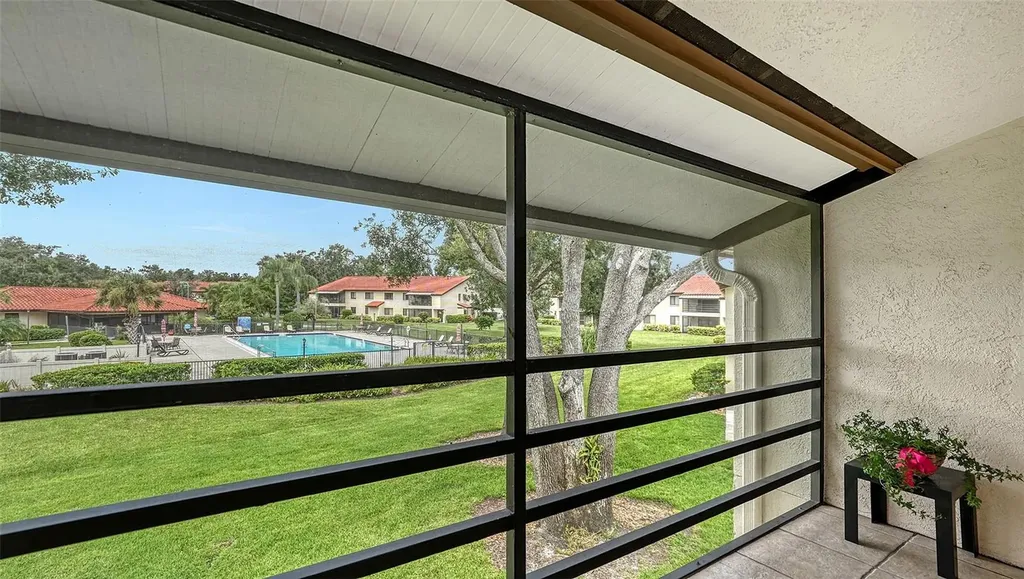 5785 Gardens Drive Sarasota FL 34243