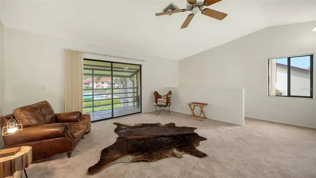 5785 Gardens Drive Sarasota FL 34243