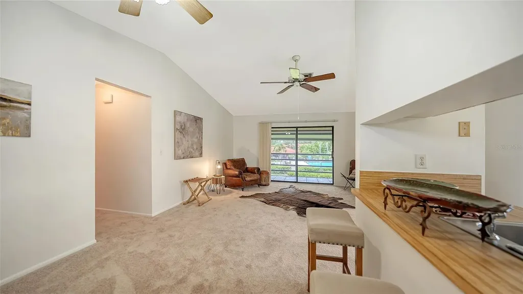 5785 Gardens Drive Sarasota FL 34243