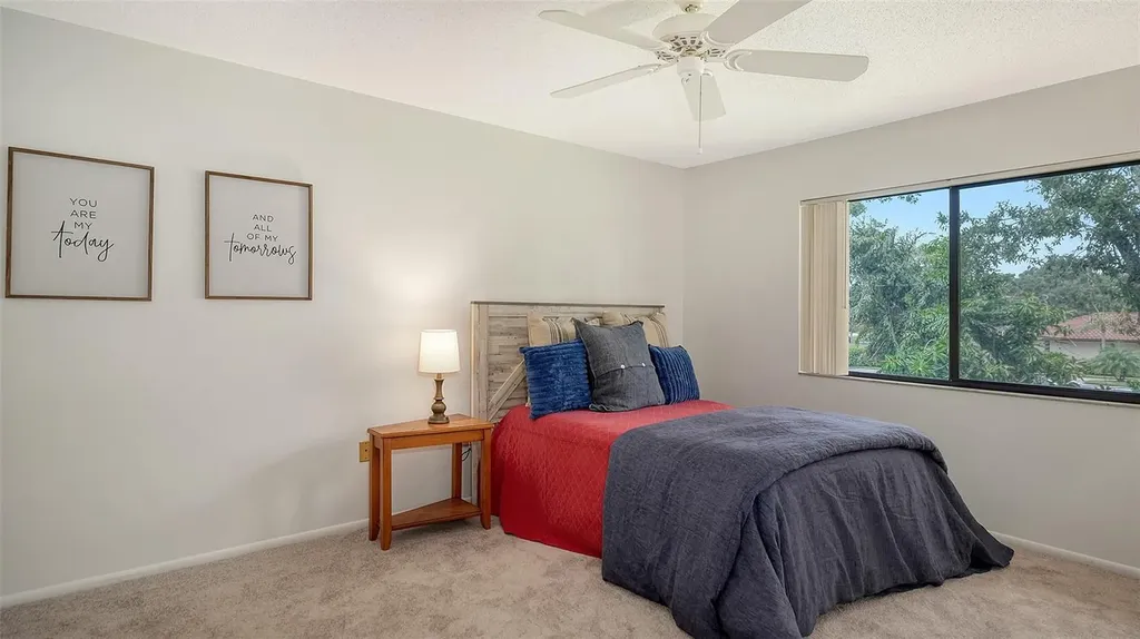 5785 Gardens Drive Sarasota FL 34243