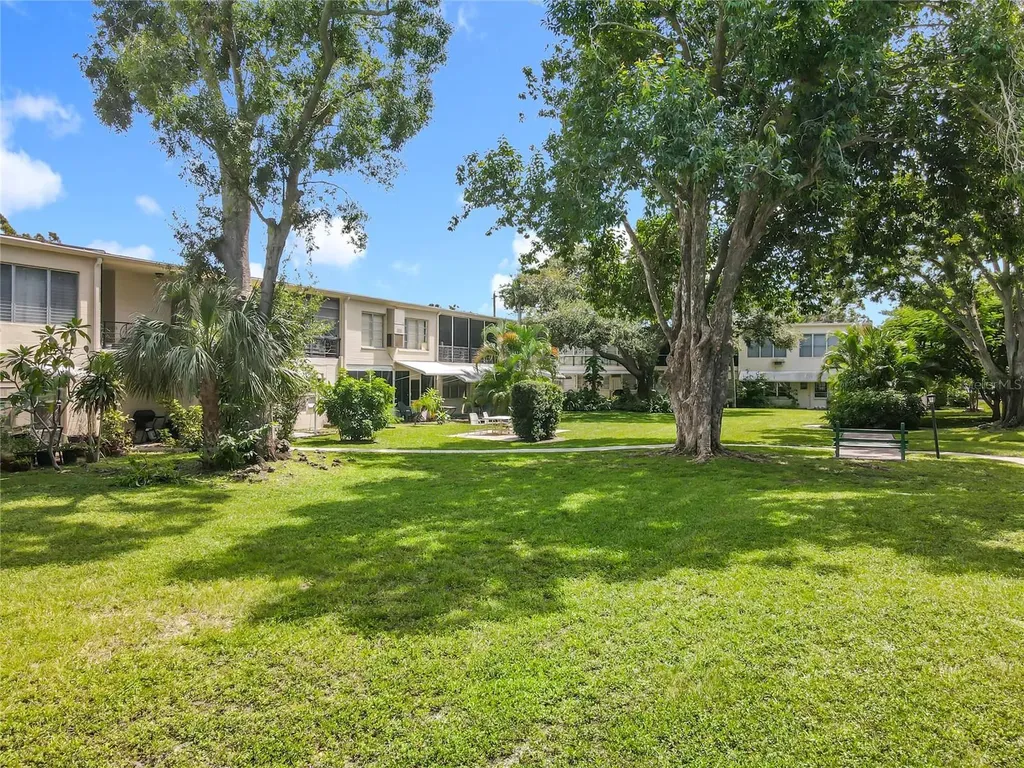 4051 58th Street N St Petersburg FL 33709