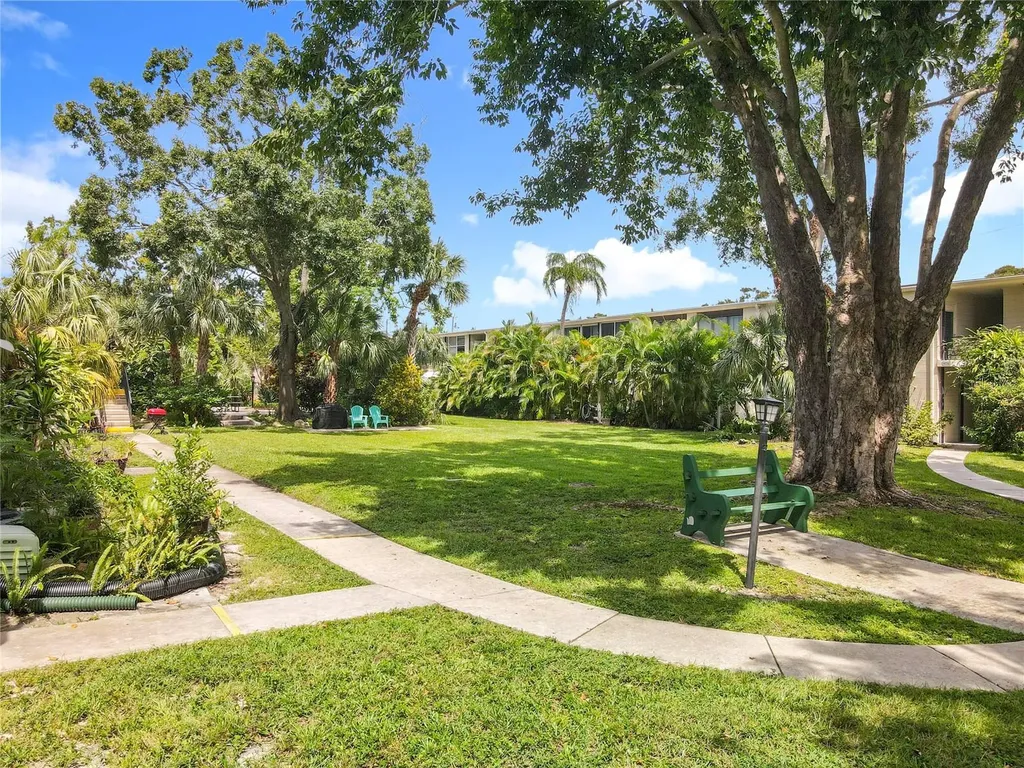 4051 58th Street N St Petersburg FL 33709