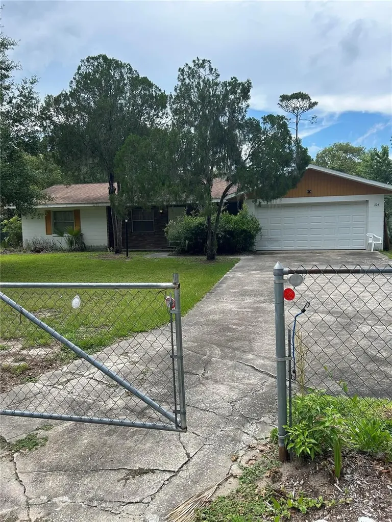 305 Violetwood Road Deland FL 32720