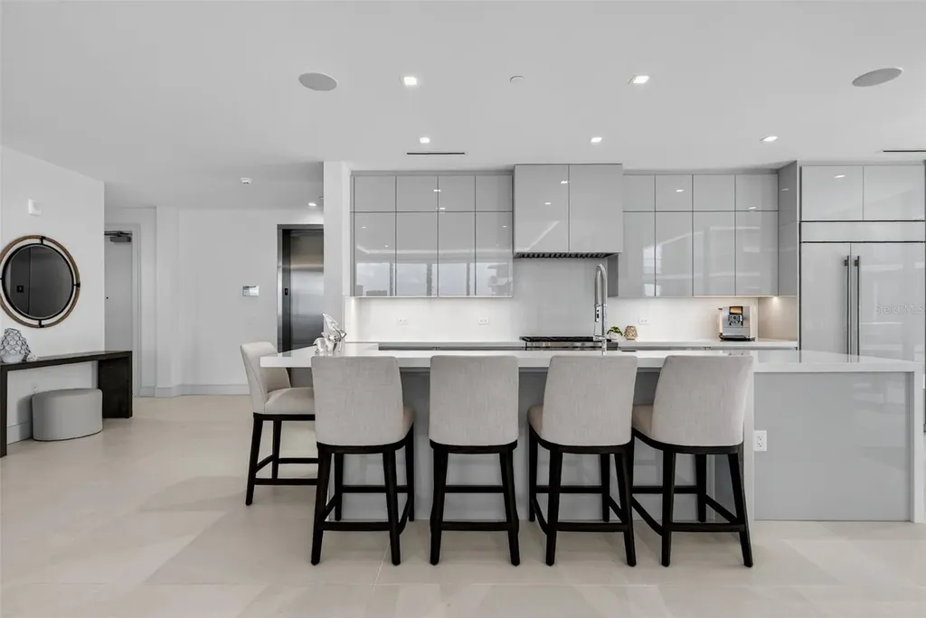 1591 Gulf Of Mexico Drive Longboat Key FL 34228