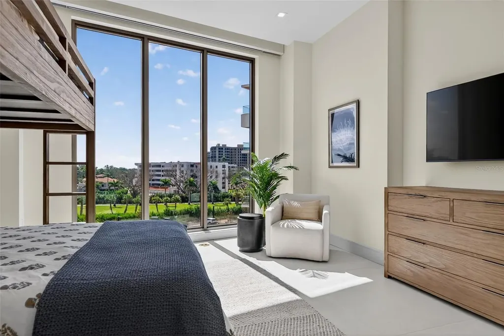 1591 Gulf Of Mexico Drive Longboat Key FL 34228