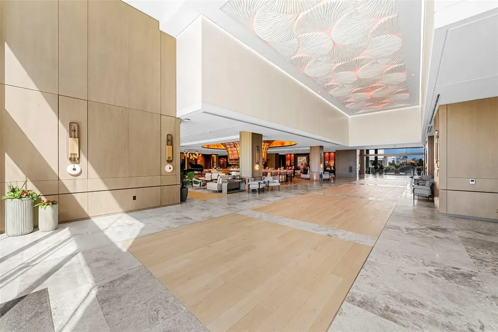 1591 Gulf Of Mexico Drive Longboat Key FL 34228