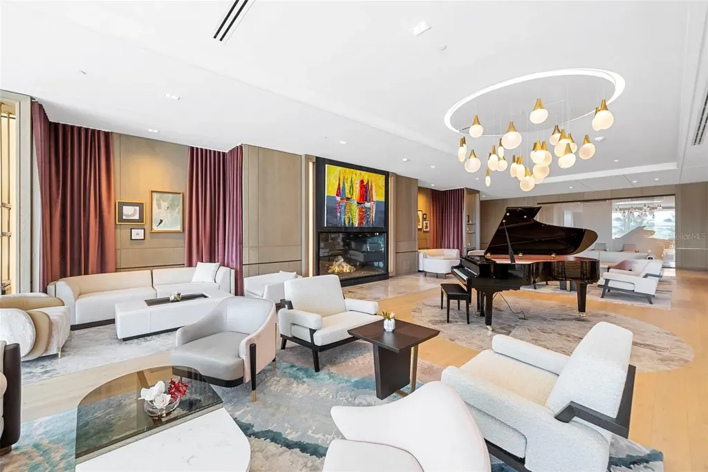 1591 Gulf Of Mexico Drive Longboat Key FL 34228