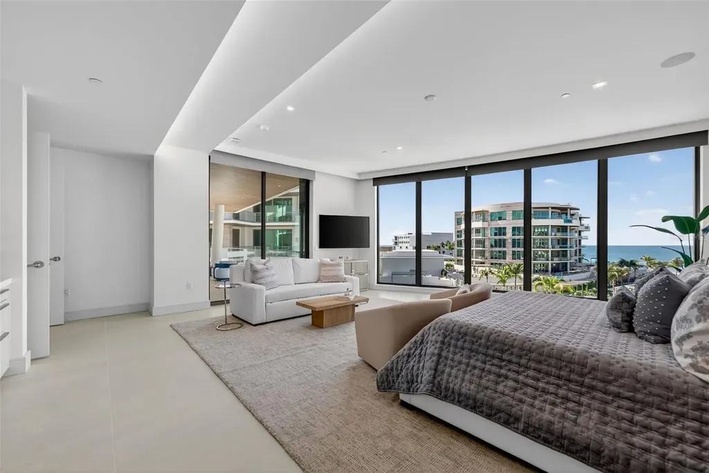 1591 Gulf Of Mexico Drive Longboat Key FL 34228