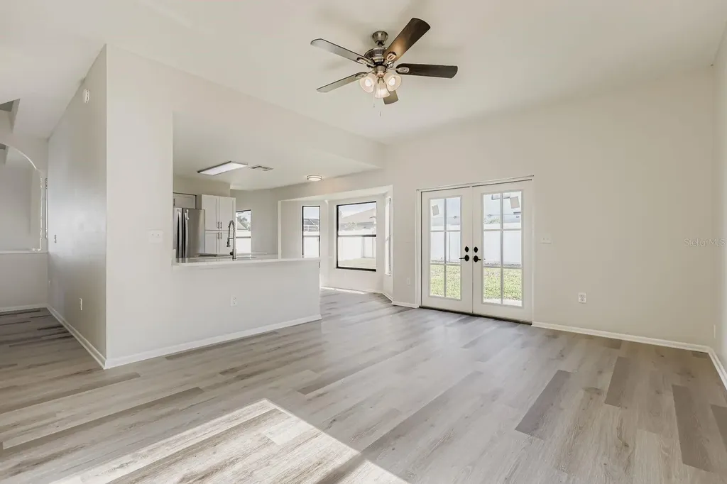 8601 Flowing Brook Court Tampa FL 33635