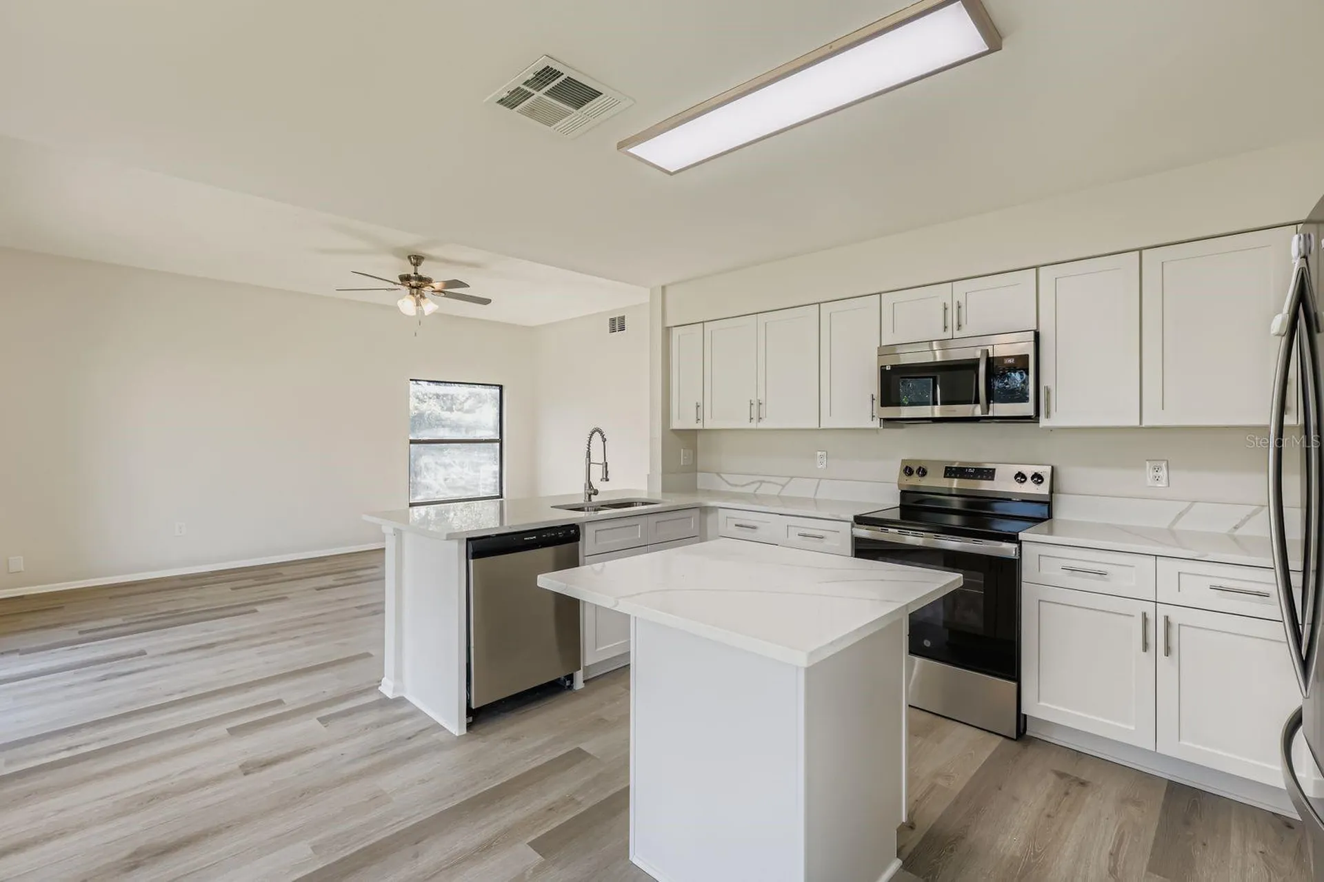 8601 Flowing Brook Court Tampa FL 33635