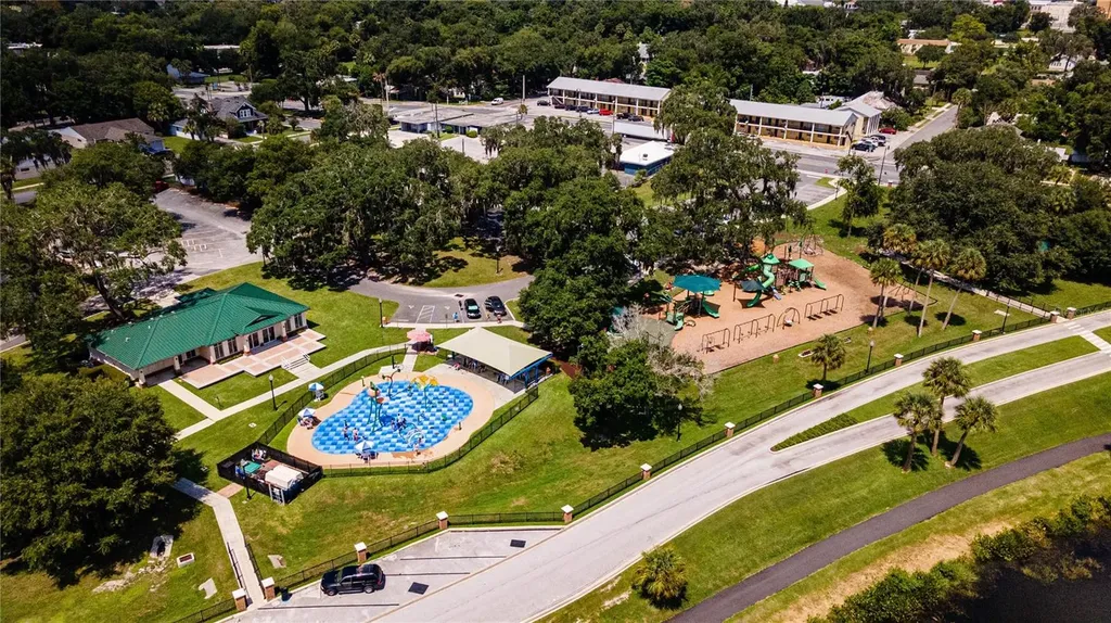 1401 S 9th Street Leesburg FL 34748