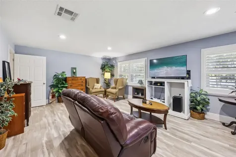 1401 S 9th Street Leesburg FL 34748