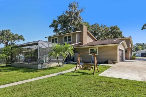 1401 S 9th Street Leesburg FL 34748