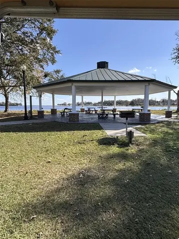 1401 S 9th Street Leesburg FL 34748